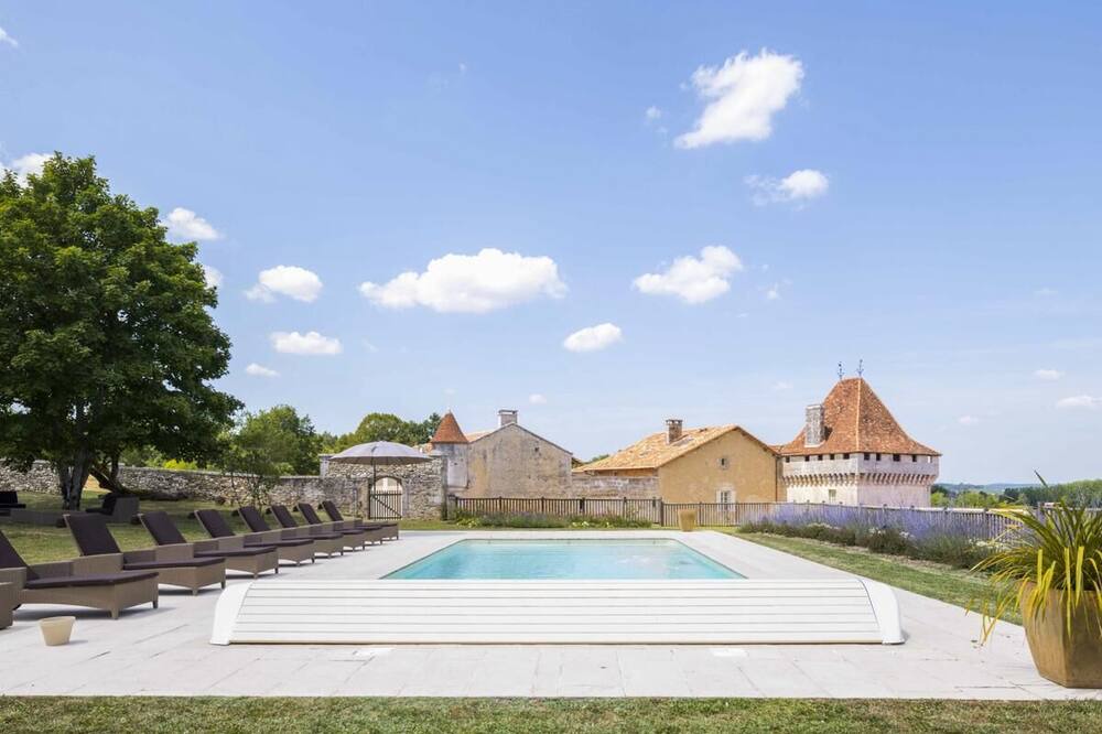 Photo of Outdoor in Vieux-Mareuil