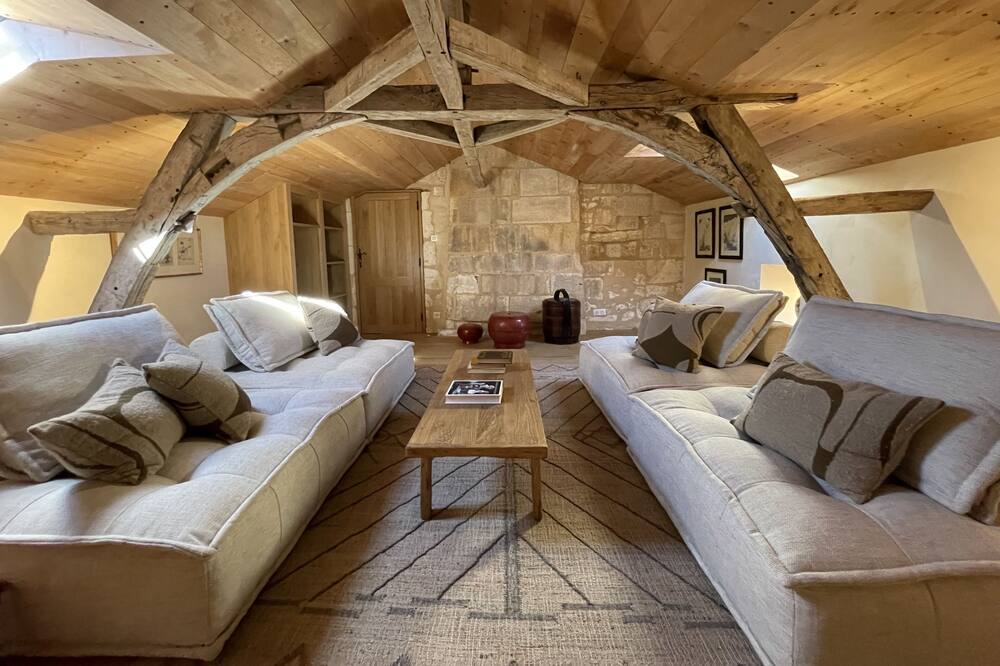 Photo of Livingroom in Vieux-Mareuil