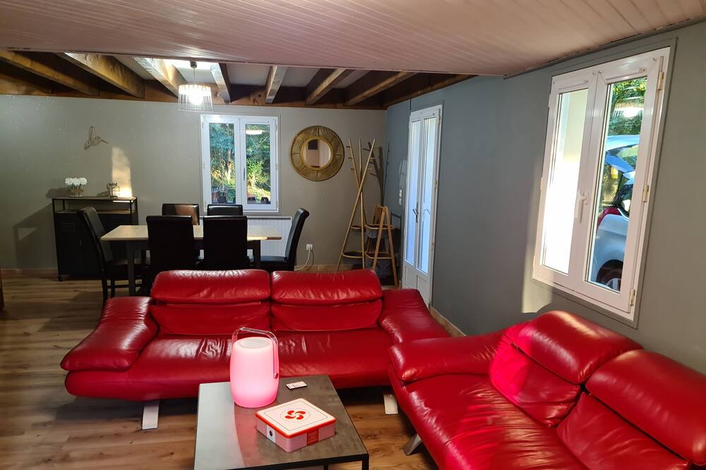 Photo of Livingroom in Tournay