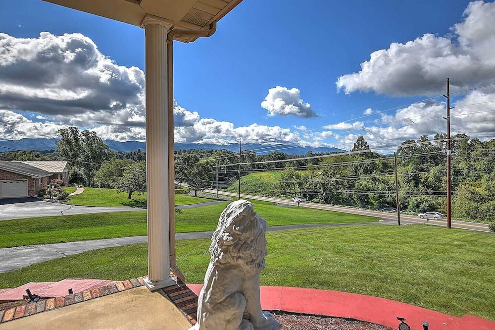 Photo of Others in Tusculum