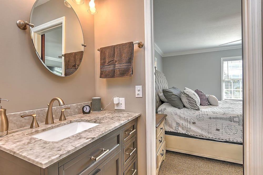 Photo of Bedroom in Tusculum