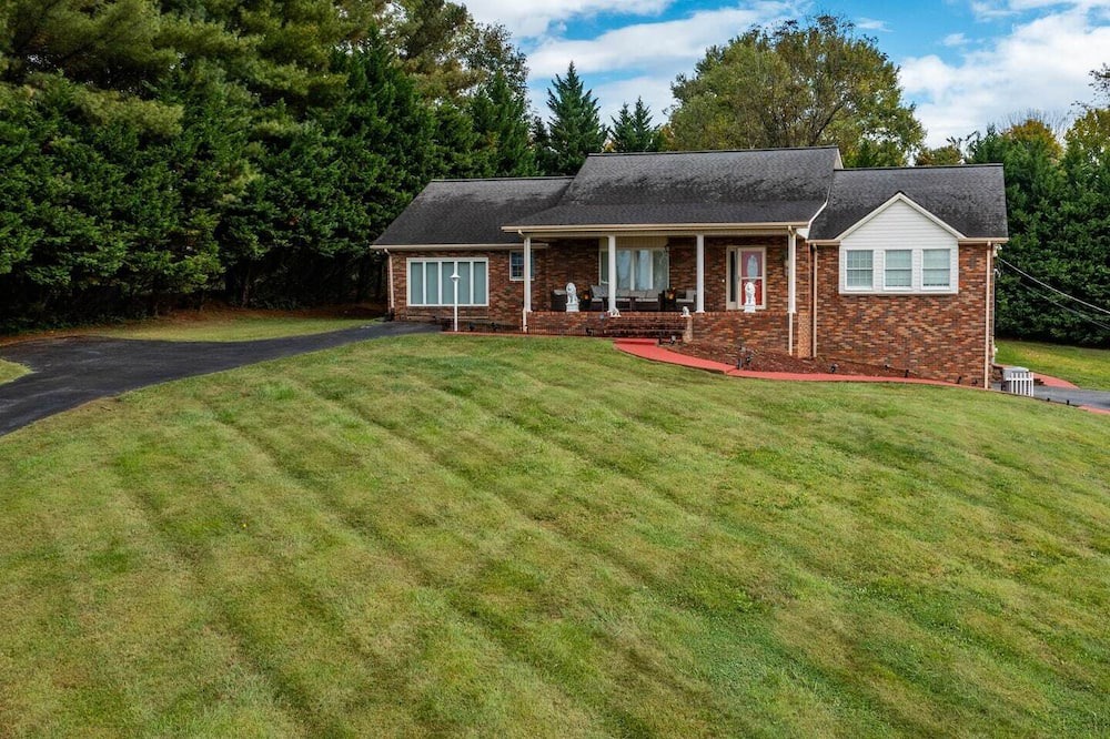 Photo of Others in Tusculum