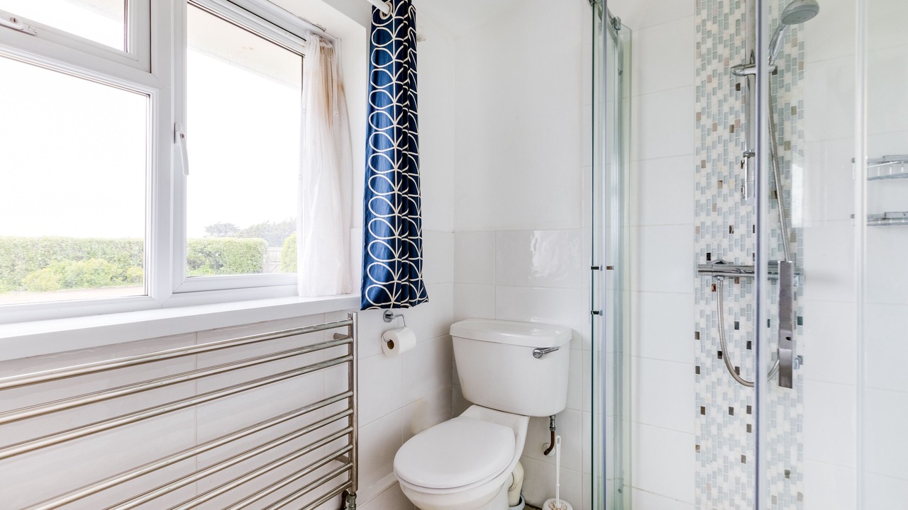 Photo of Bathroom in Trebetherick