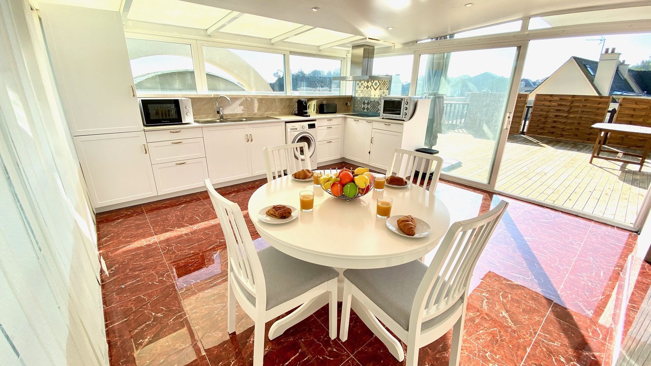 Photo of Others in Bernieres-sur-Mer