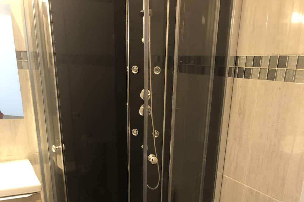 Photo of Bathroom in Fresnes
