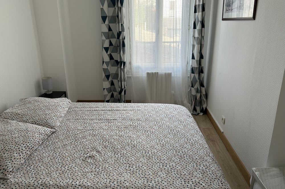 Photo of Bedroom in Fresnes