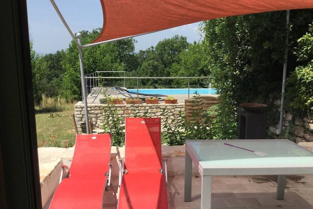 Photo of Outdoor in Saint-Jean-de-Maruejols-et-Avejan