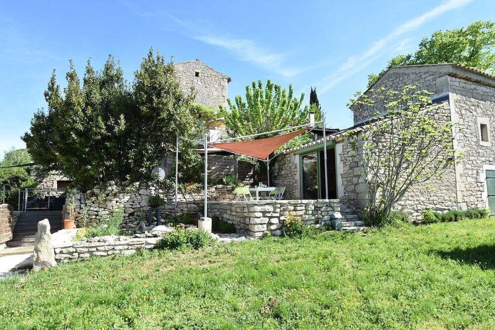Photo of Outdoor in Saint-Jean-de-Maruejols-et-Avejan