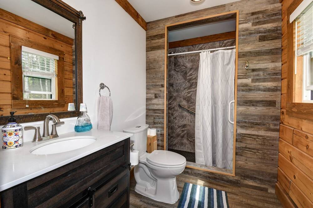 Photo of Bathroom in Hastings Highlands