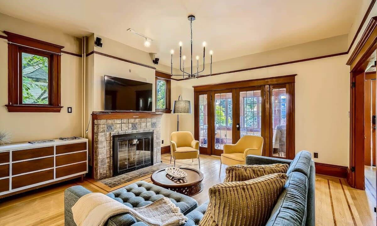 Photo of Others in Broadway