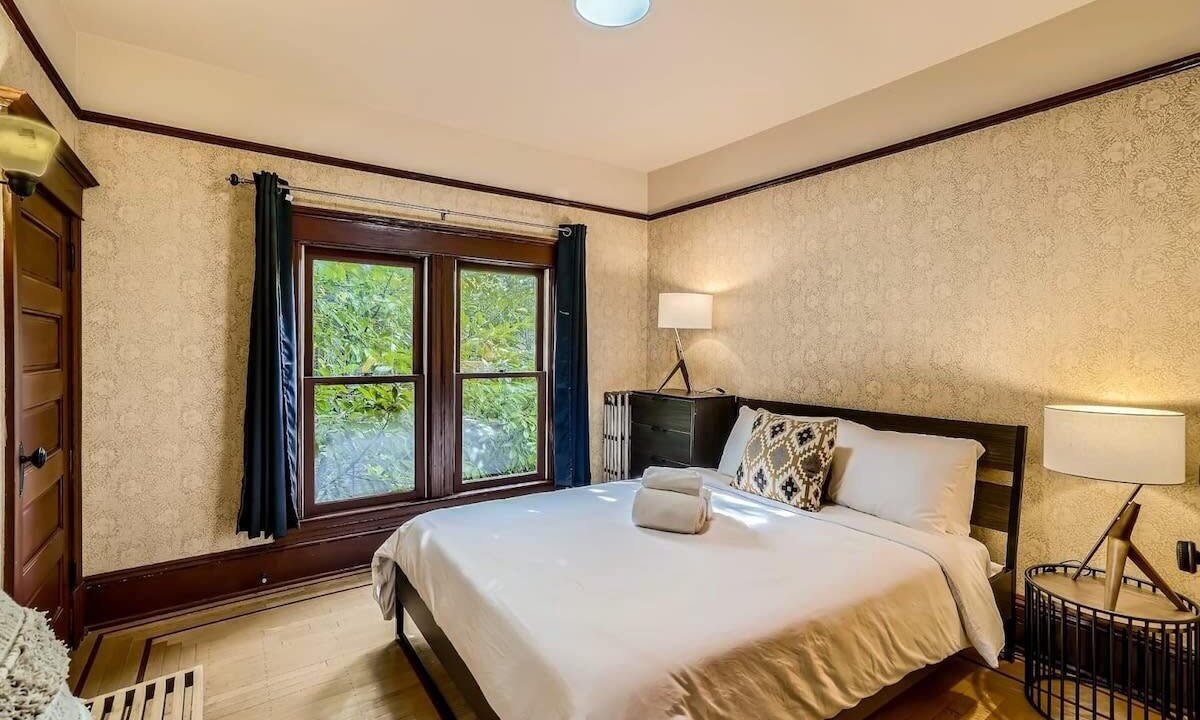 Photo of Others in Broadway