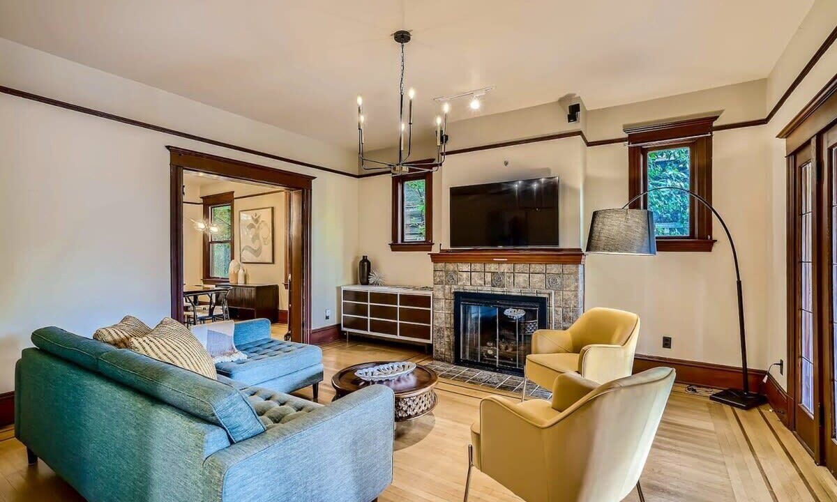 Photo of Others in Broadway