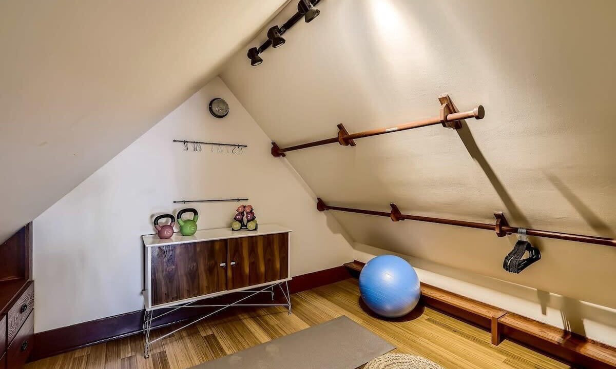 Photo of Others in Broadway