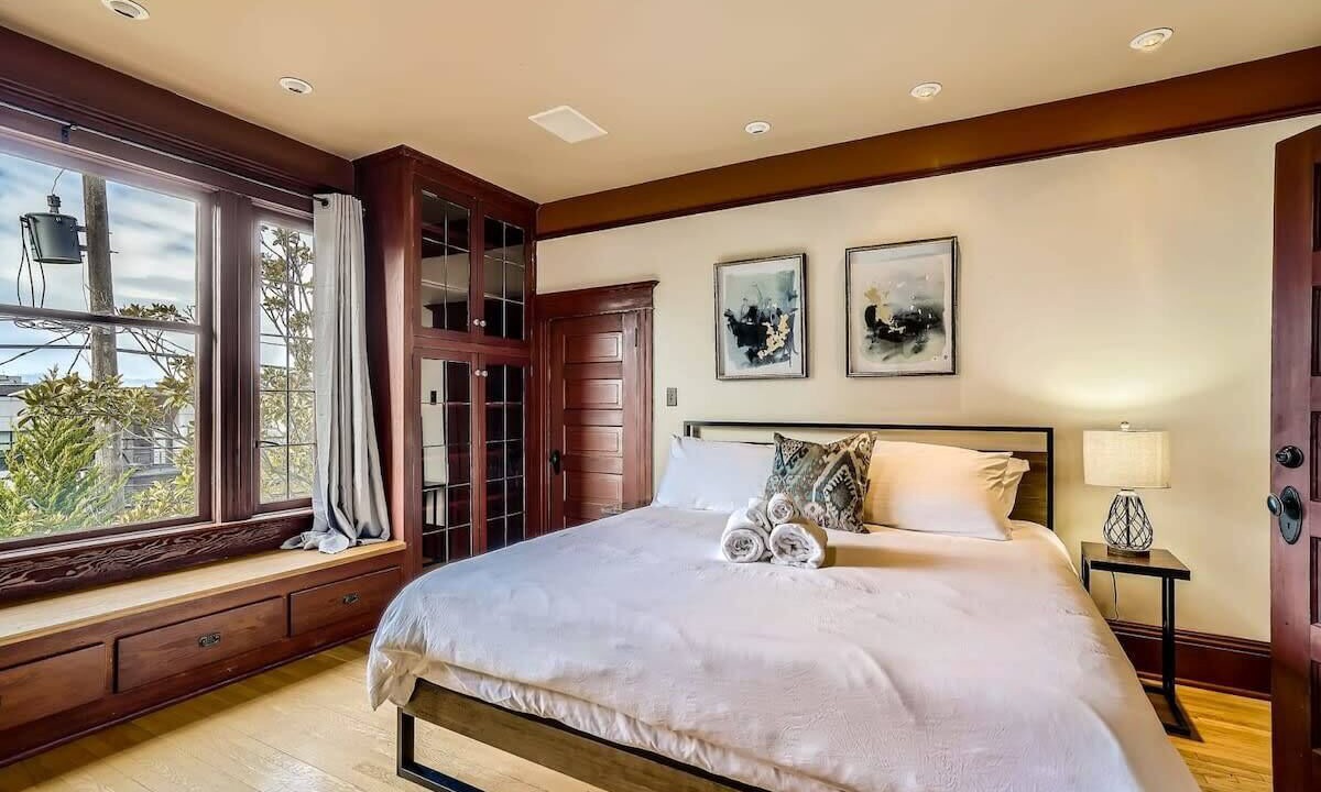 Photo of Others in Broadway