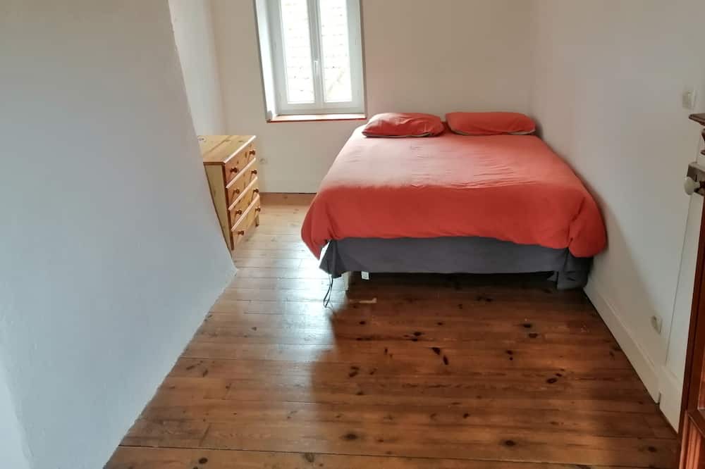 Photo of Bedroom in Bussiere-Dunoise