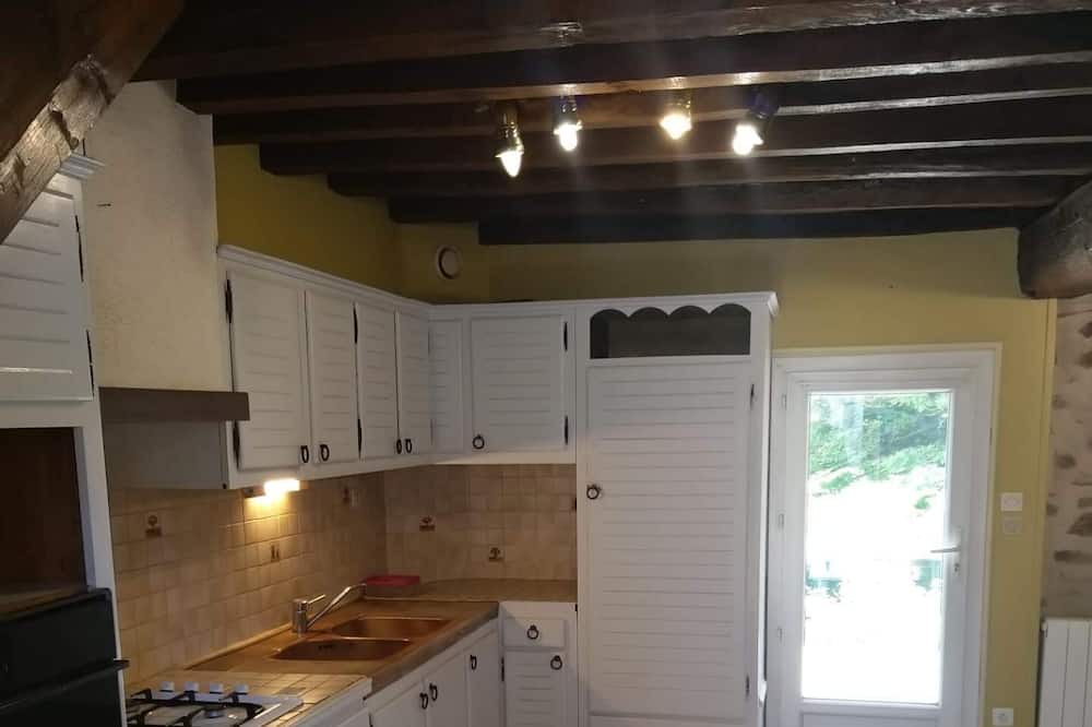 Photo of Kitchen in Bussiere-Dunoise