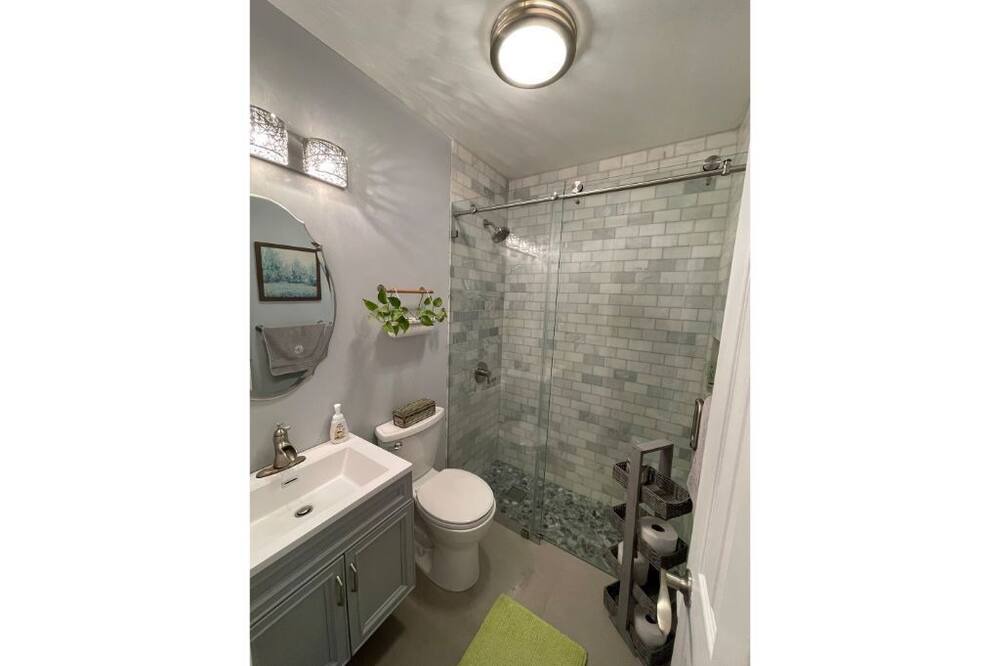 Photo of Bathroom in Tamarac