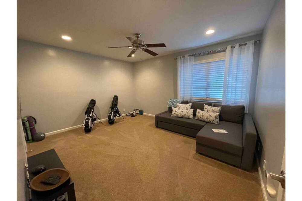 Photo of Bedroom in Tamarac