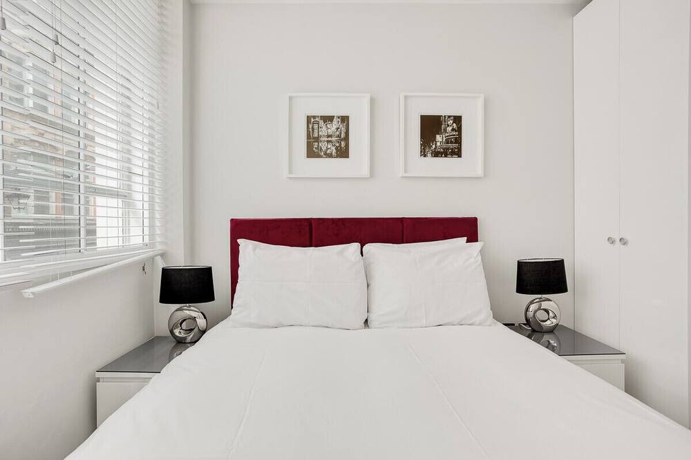 Photo of Bedroom in Bread Street