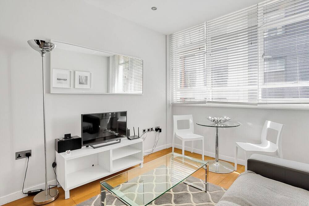 Photo of Others in Coleman Street