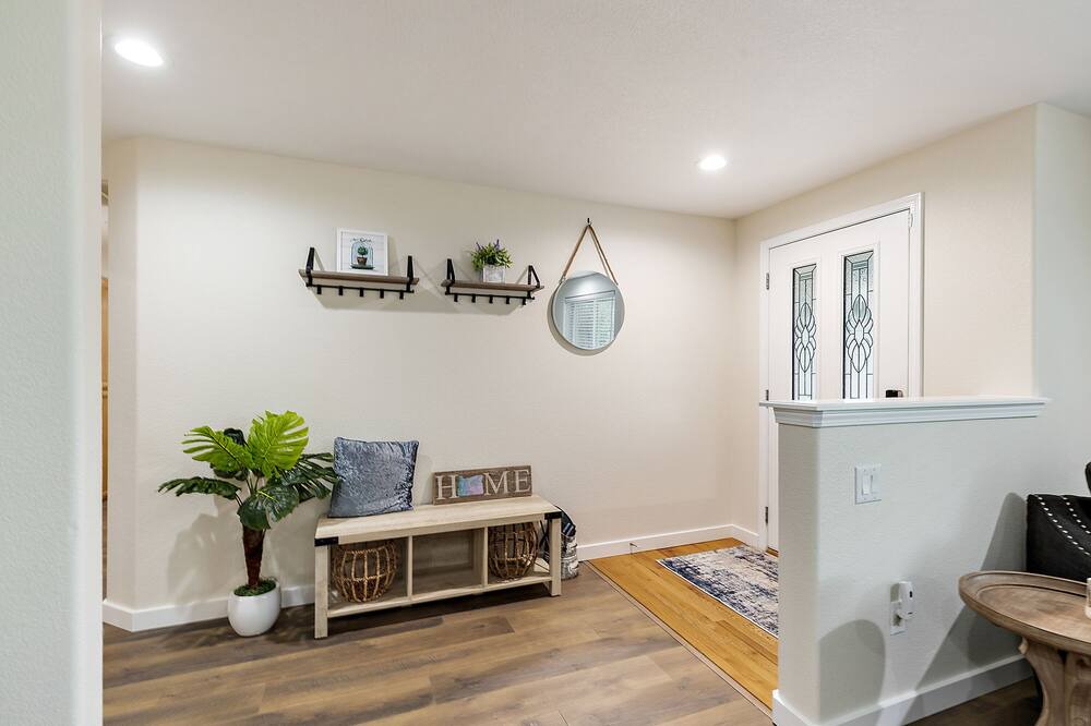 Photo of Livingroom in Central Point