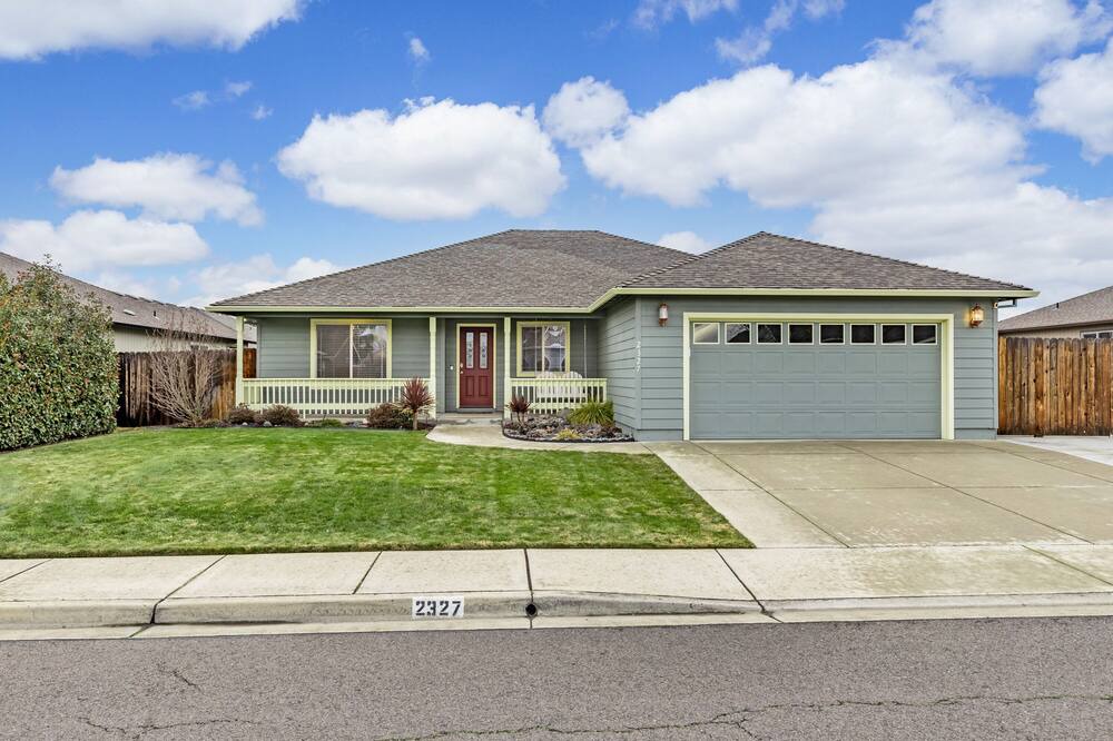 Photo of Bedroom in Central Point