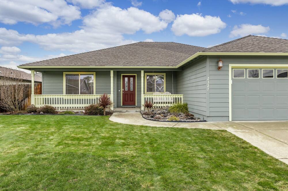 Photo of Bedroom in Central Point