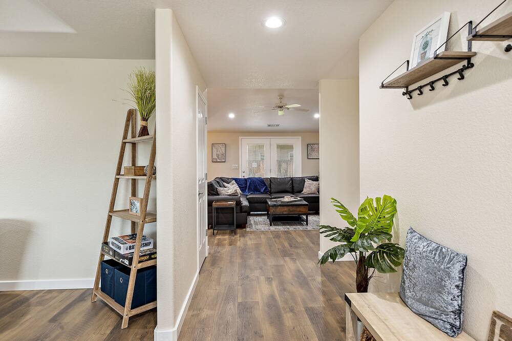 Photo of Livingroom in Central Point