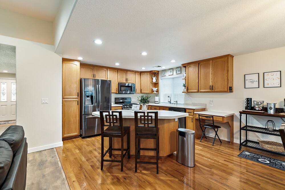 Photo of Others in Central Point