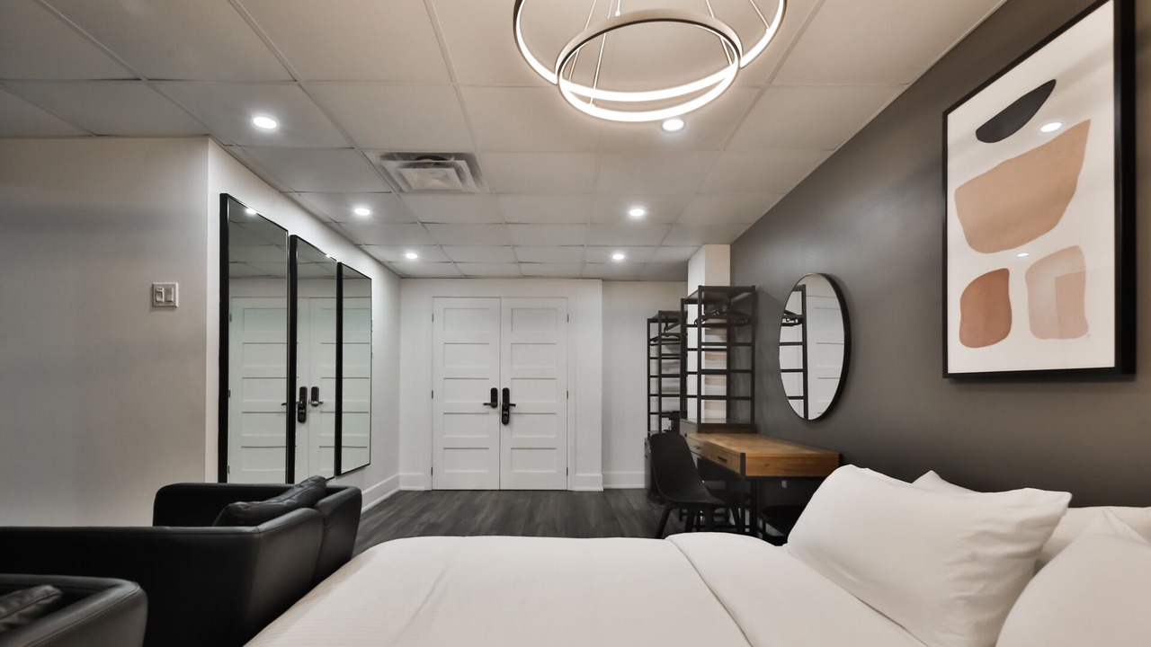Photo of Bedroom in Ville-Marie