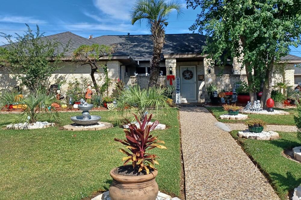 Photo of Outdoor in Bryan