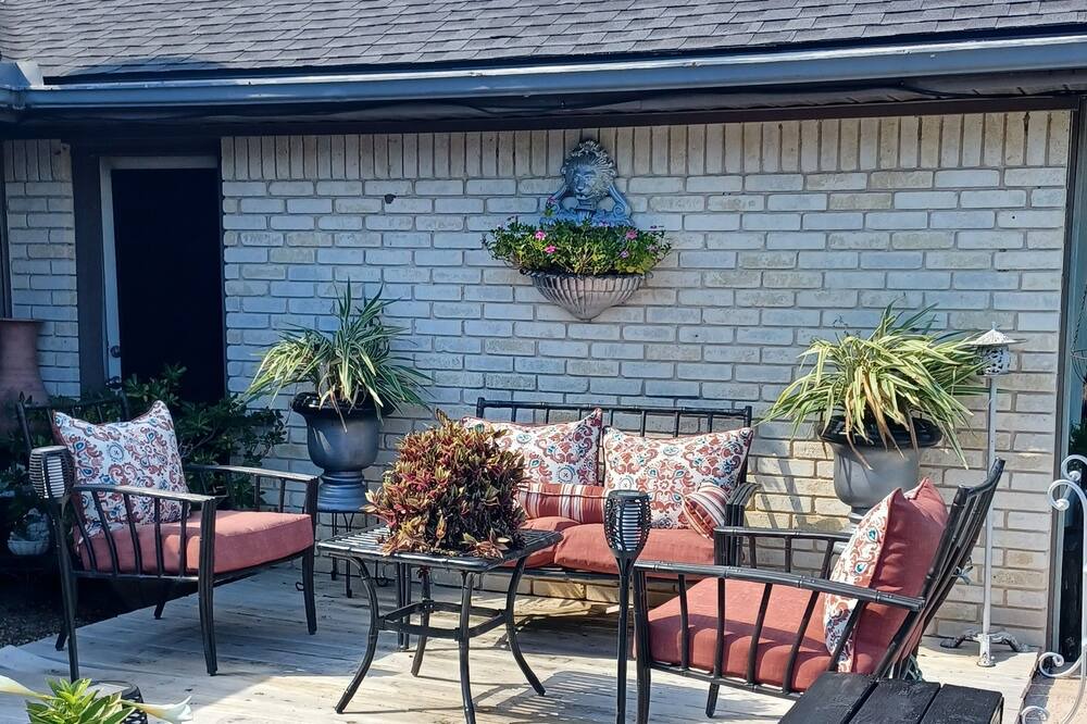 Photo of Patio Balcony in Bryan