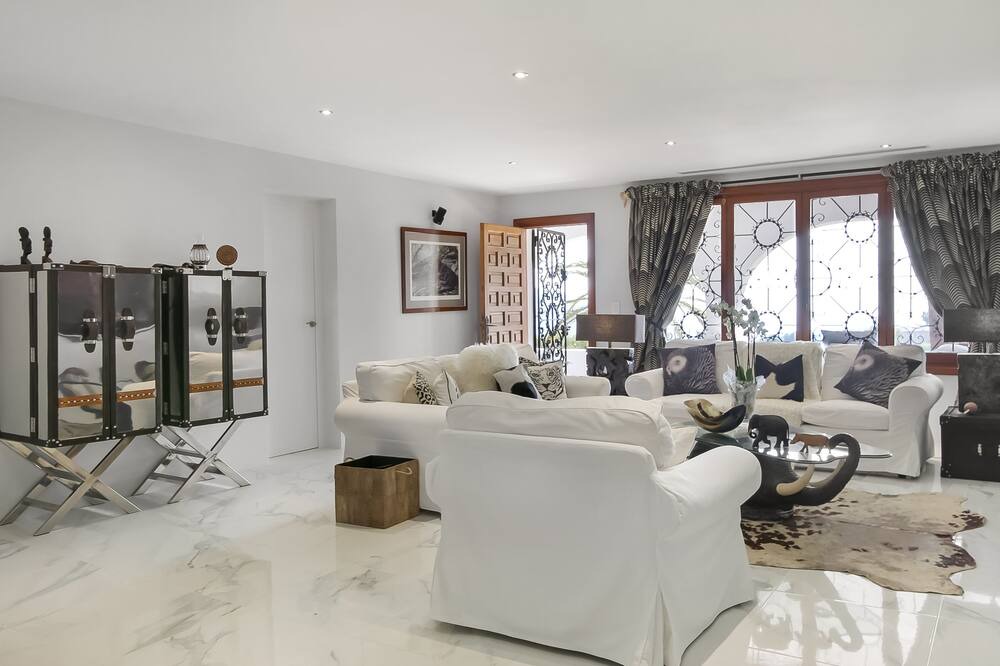 Photo of Livingroom in Arnella