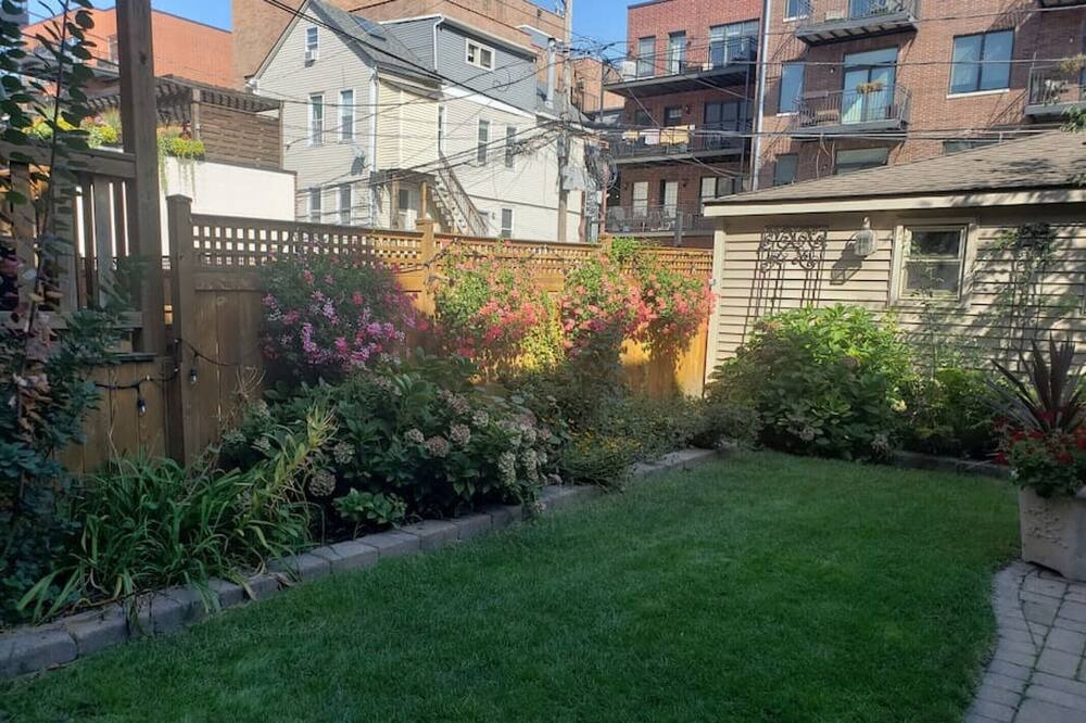 Photo of Outdoor in Sheffield and DePaul