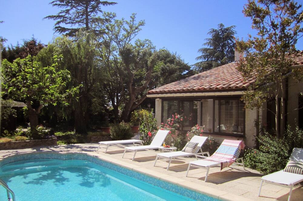 Photo of Outdoor in Robion