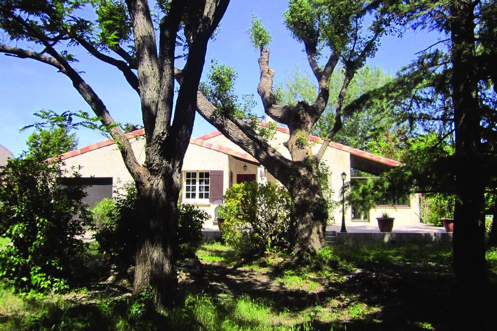 Photo of Outdoor in Robion