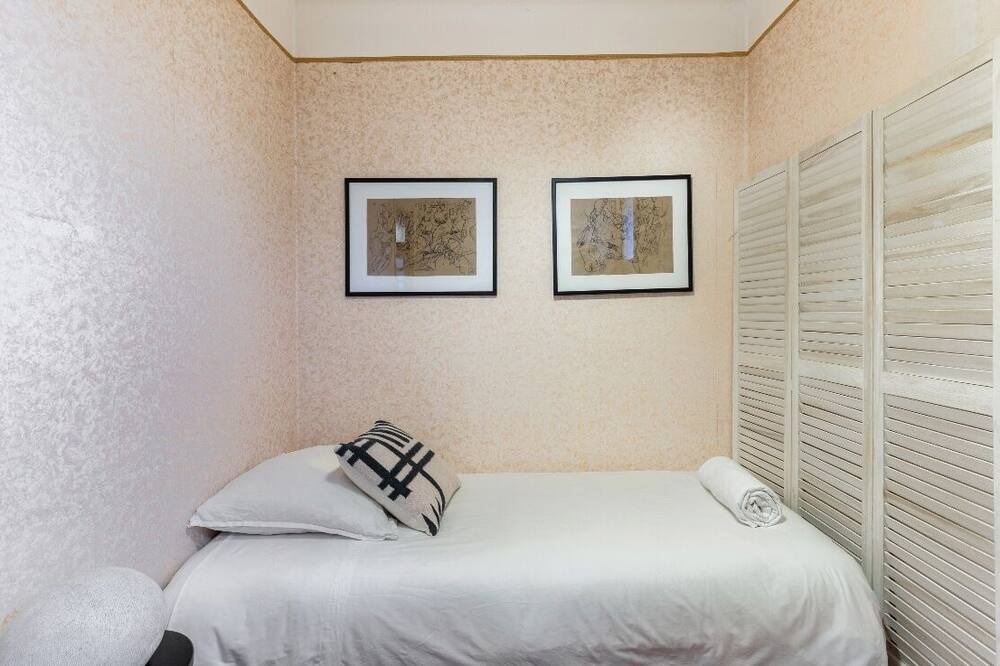 Photo of Bedroom in Robion