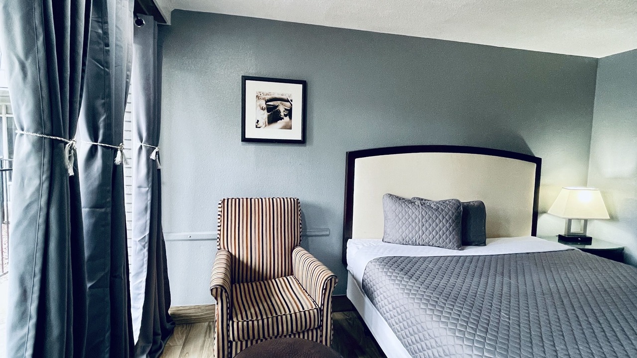 Photo of Bedroom in North San Antonio - SAT