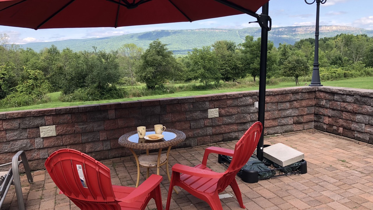 Photo of Patio Balcony in Gardiner