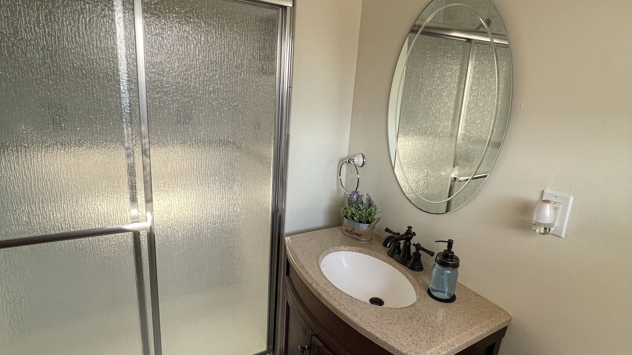 Photo of Others in Gardiner