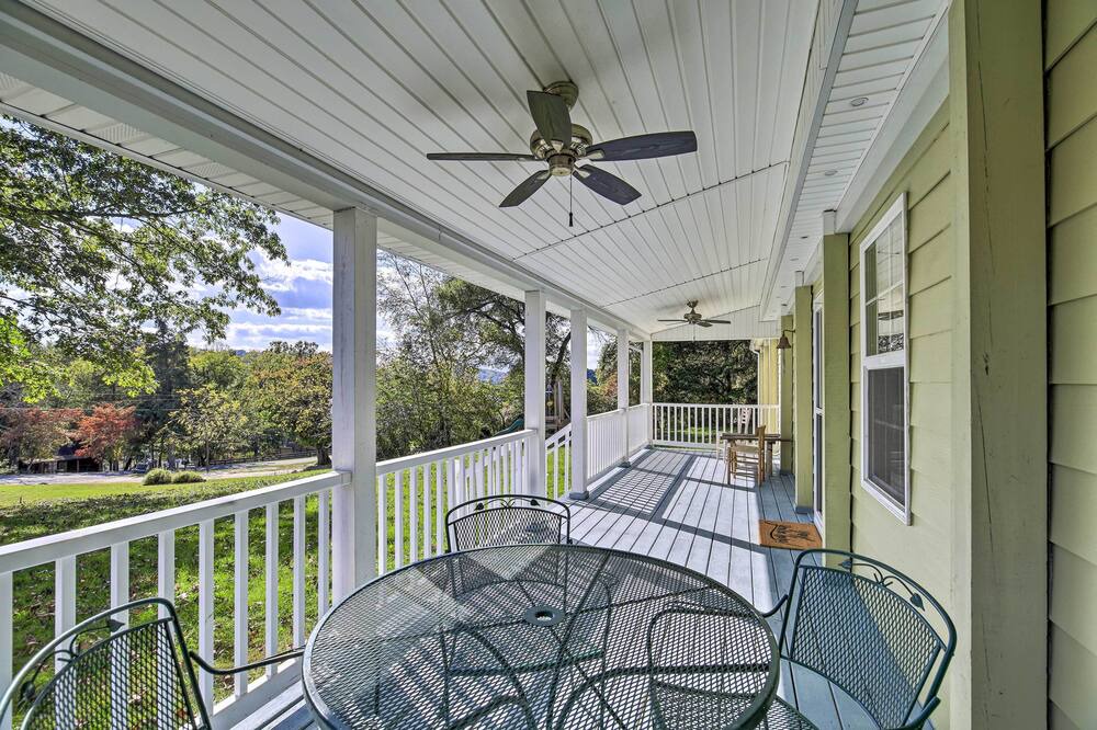 Photo of Patio Balcony in Ingles