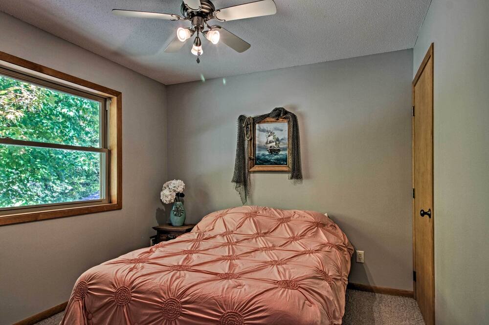 Photo of Bedroom in Miltona
