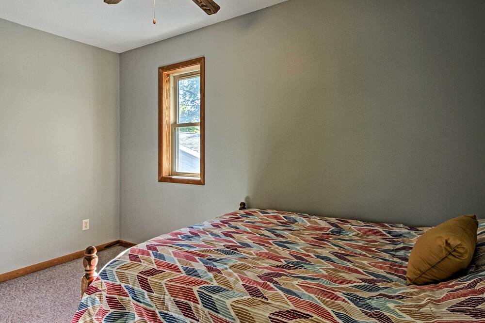 Photo of Bedroom in Miltona