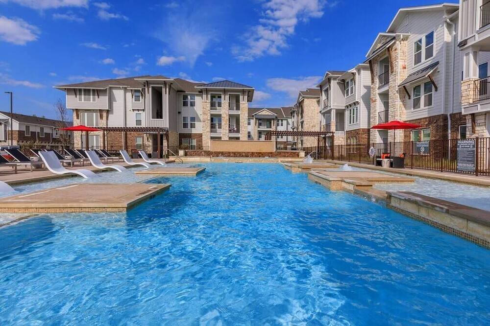 Photo of Outdoor in Elmo