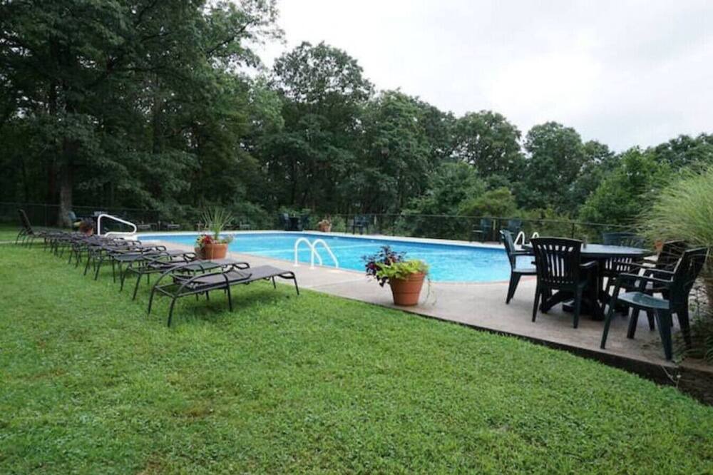 Photo of Outdoor in Farmington