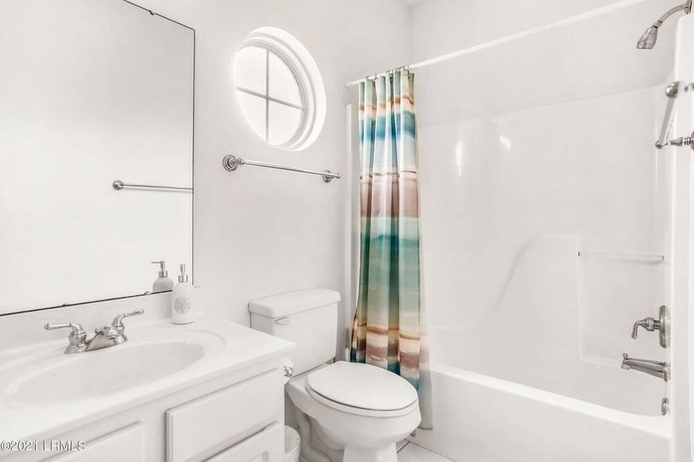 Photo of Bathroom in Dale