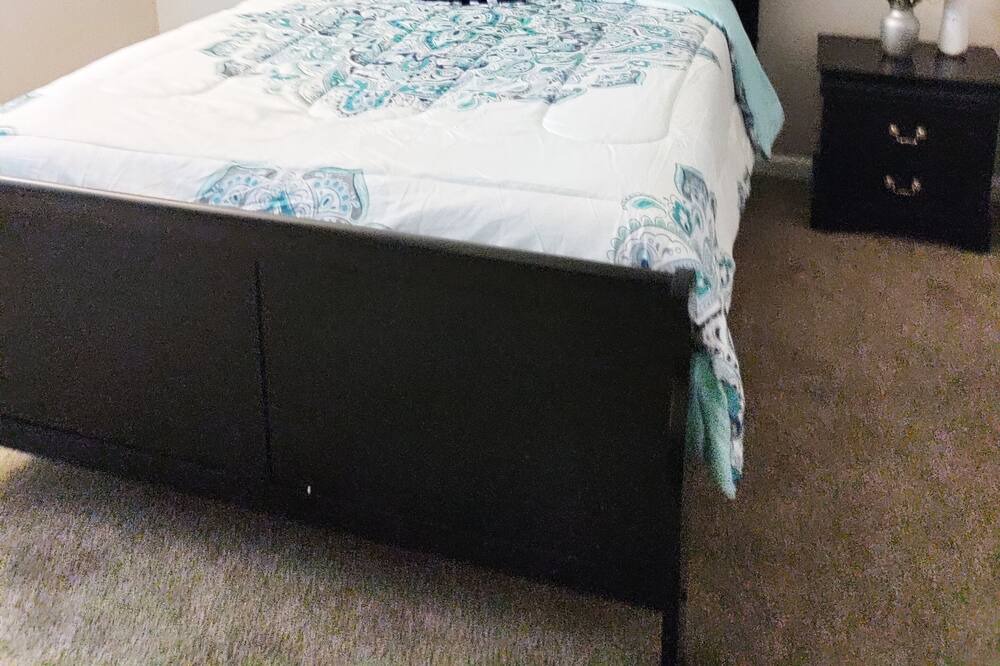 Photo of Bedroom in Lawrenceville