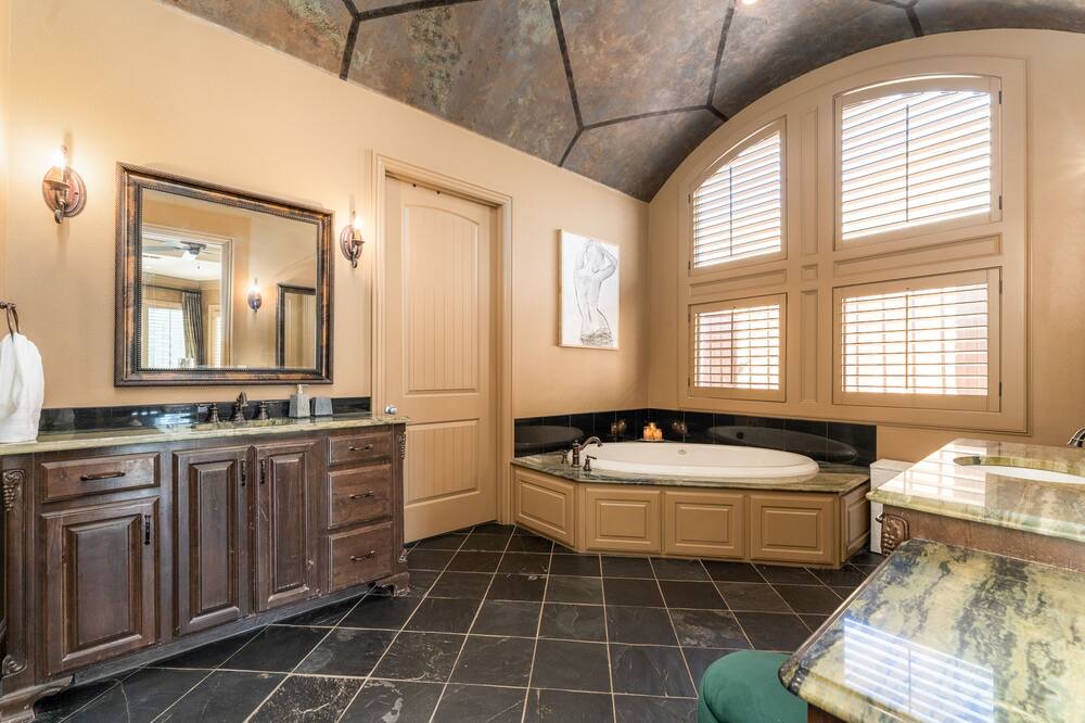 Photo of Bedroom in Lubbock