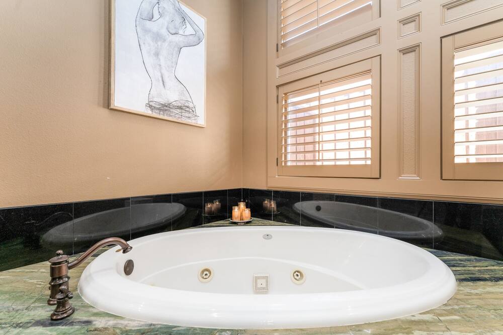 Photo of Bathroom in Lubbock