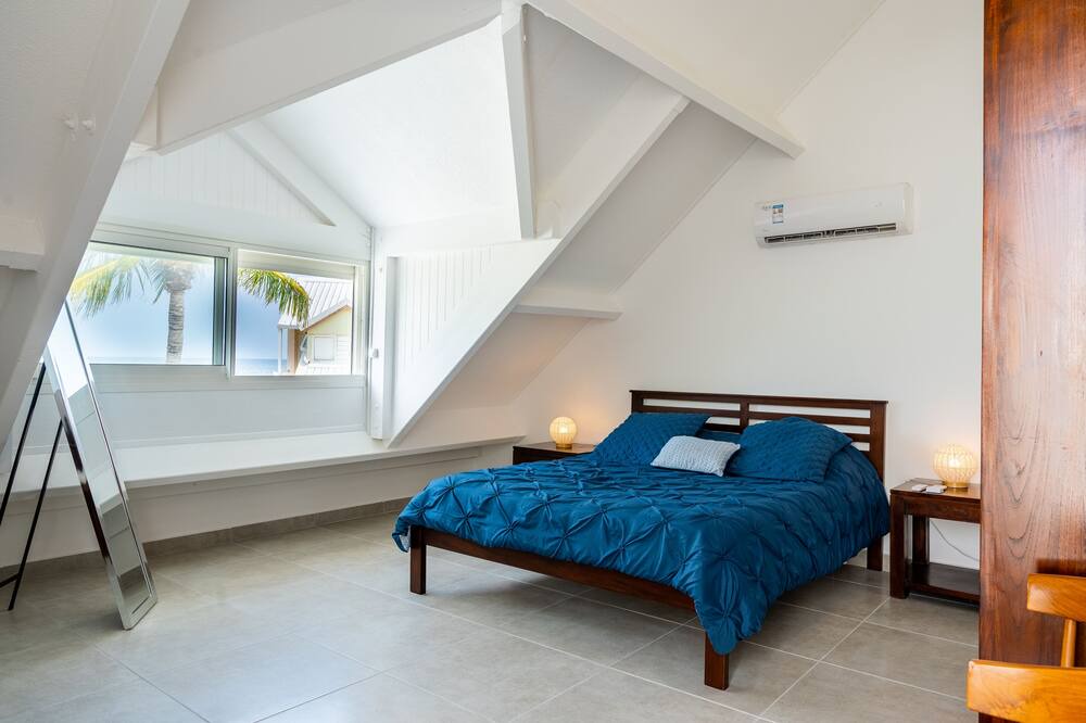 Photo of Others in Nettle Bay